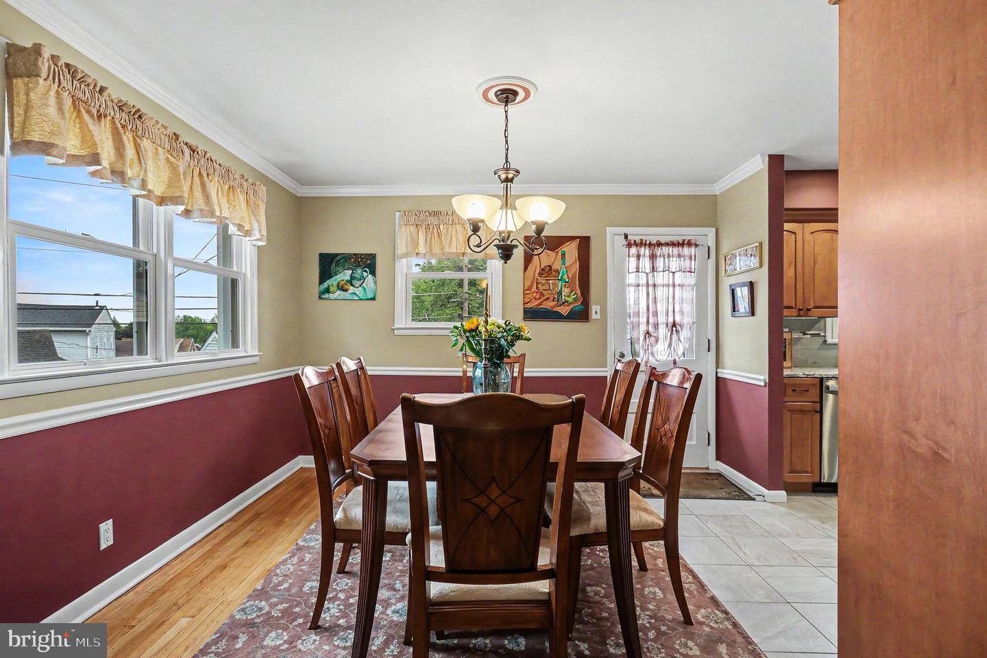 245 Oswald St # Property Photo 7