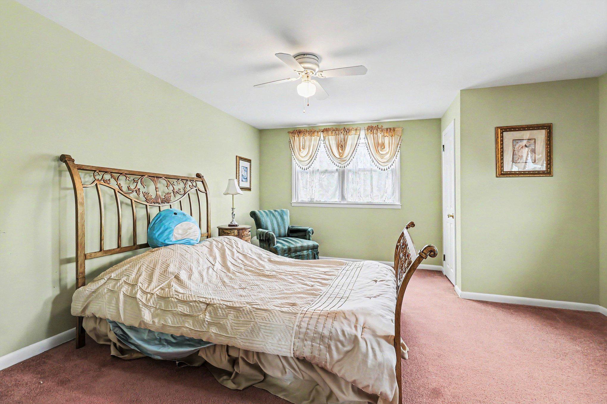 245 Oswald St # Property Photo 23