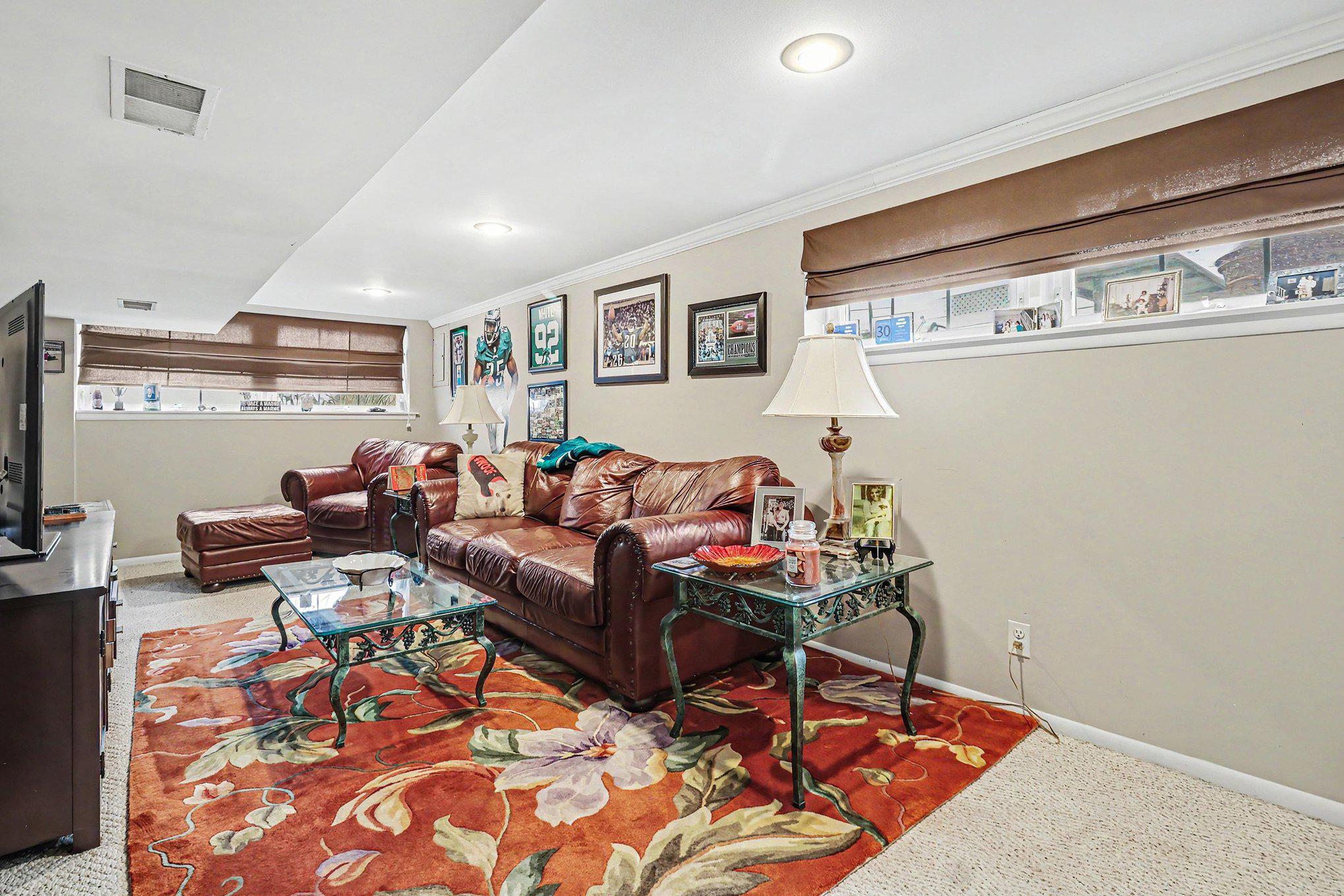 245 Oswald St # Property Photo 29