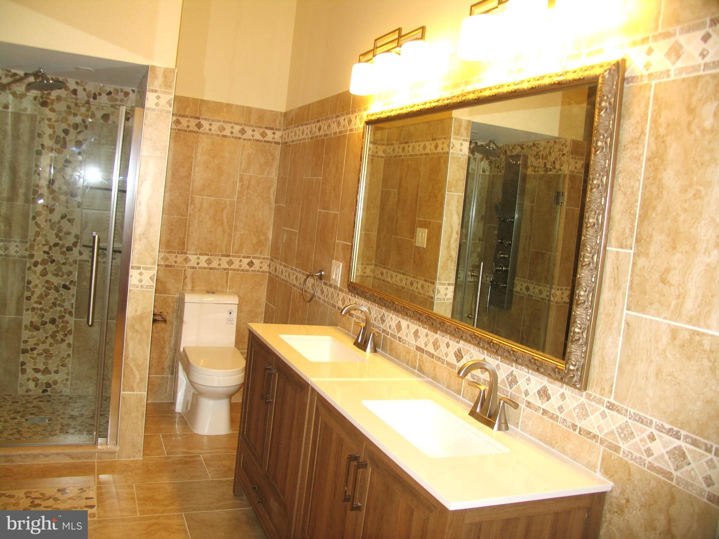 468 Long Ln # Property Photo 37