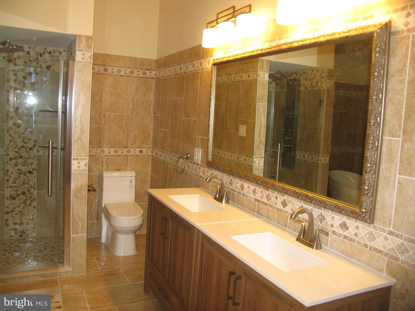 468 Long Ln # Property Photo 39
