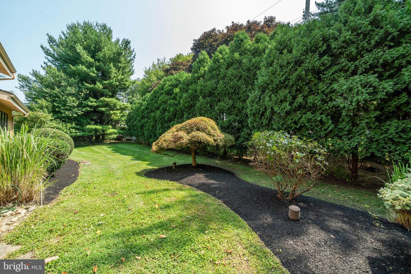 468 Long Ln # Property Photo 53