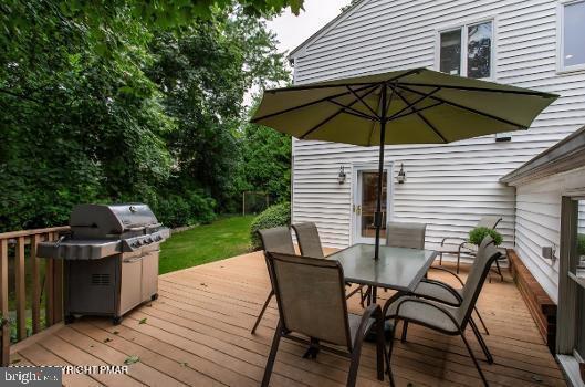 8200 Cadwalader Ave Property Photo 2