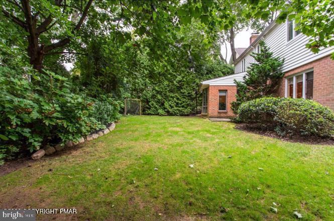 8200 Cadwalader Ave Property Photo 3