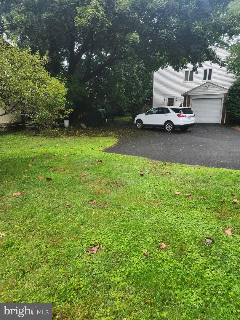 8200 Cadwalader Ave Property Photo 3