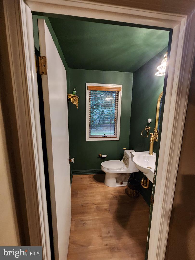 8200 Cadwalader Ave Property Photo 11