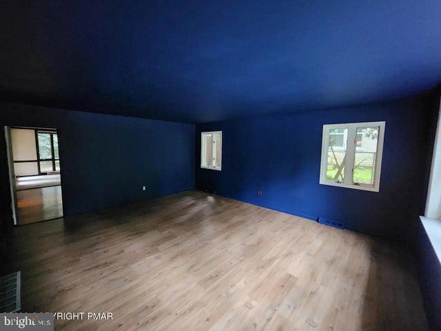 8200 Cadwalader Ave Property Photo 16