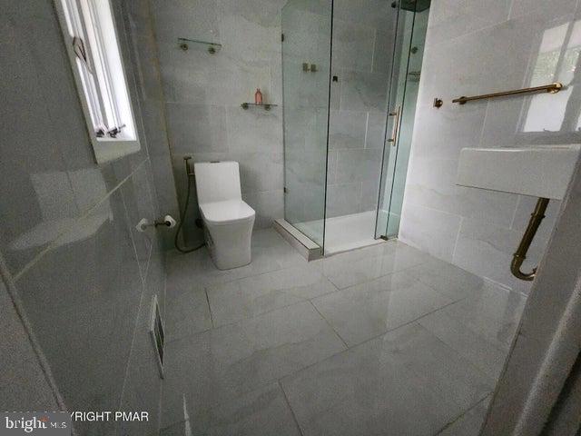 8200 Cadwalader Ave Property Photo 23