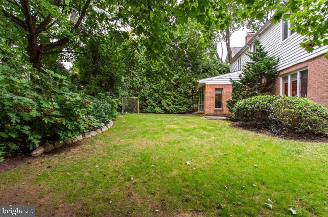 8200 Cadwalader Ave Property Photo 27