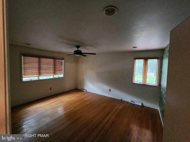 8200 Cadwalader Ave Property Photo 29