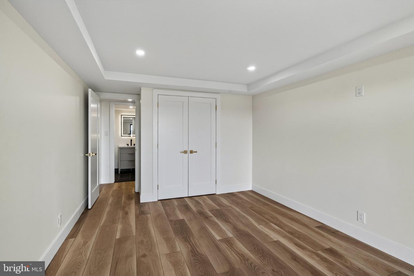 20928 Valley Forge Cir #928 Property Photo 28