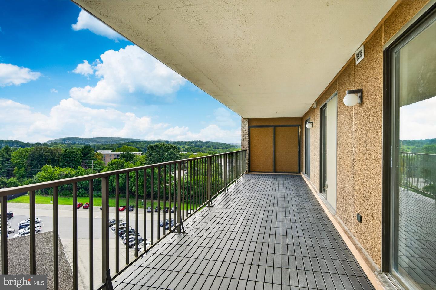 20928 Valley Forge Cir #928 Property Photo 41