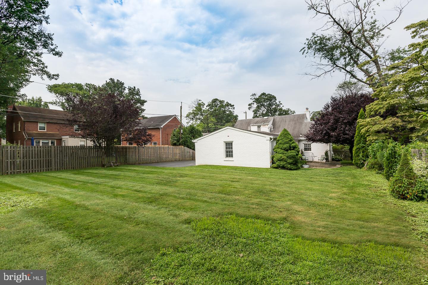 339 E Spring Ave Property Photo 42