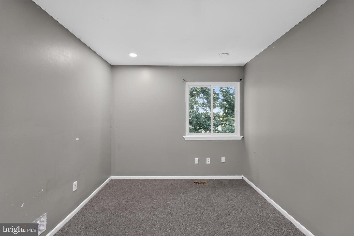 601 Bismark Way Property Photo 6