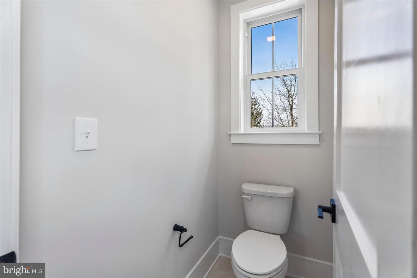 4 Anglesey Ln Property Photo 32