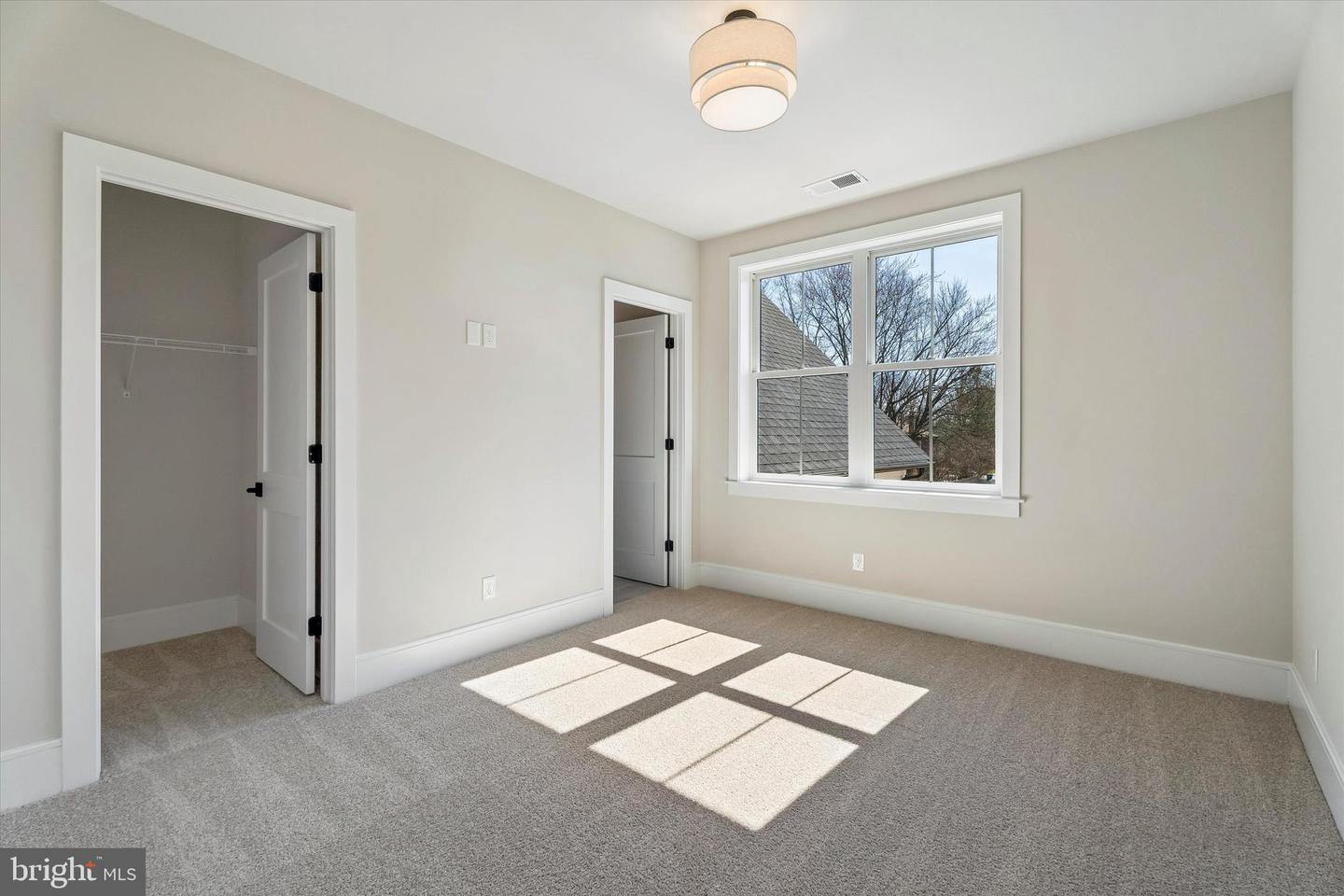 4 Anglesey Ln Property Photo 39