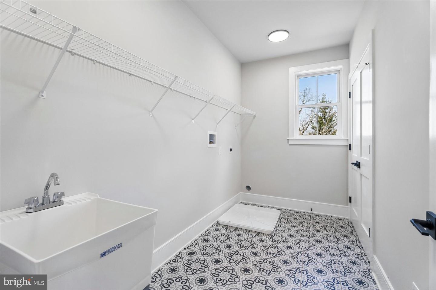 4 Anglesey Ln Property Photo 43