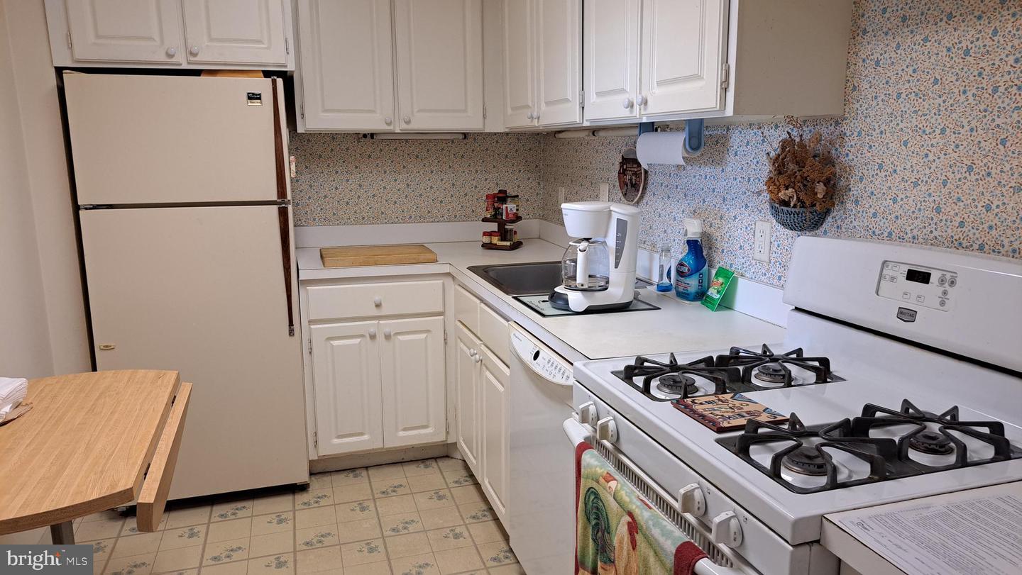 100 West Ave #411-s Property Photo 30