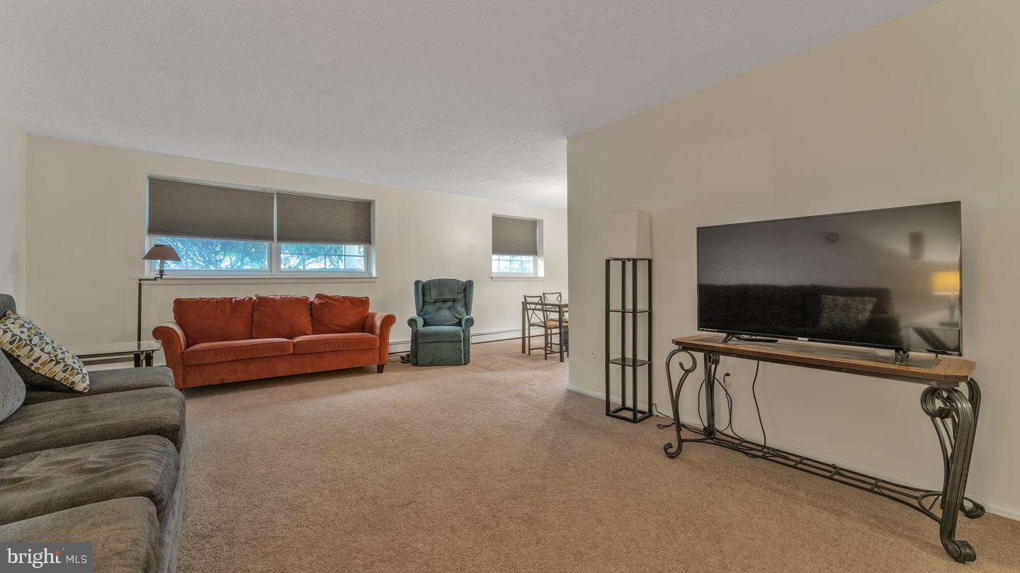 250 Ridge Pike #c60 Property Photo 6