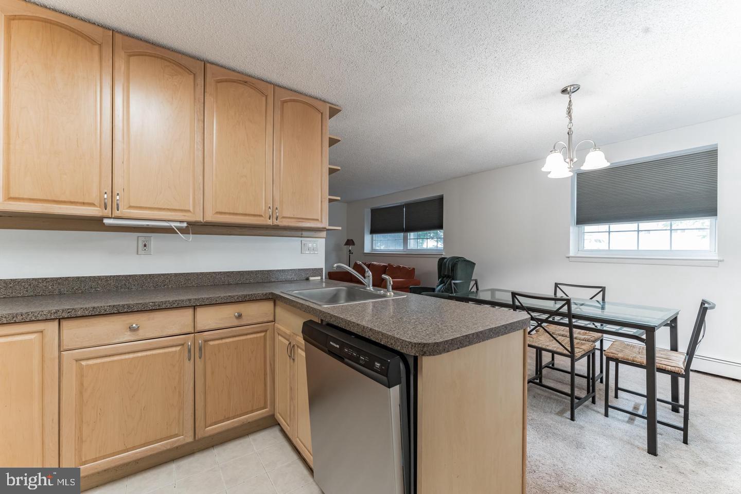 250 Ridge Pike #c60 Property Photo 11