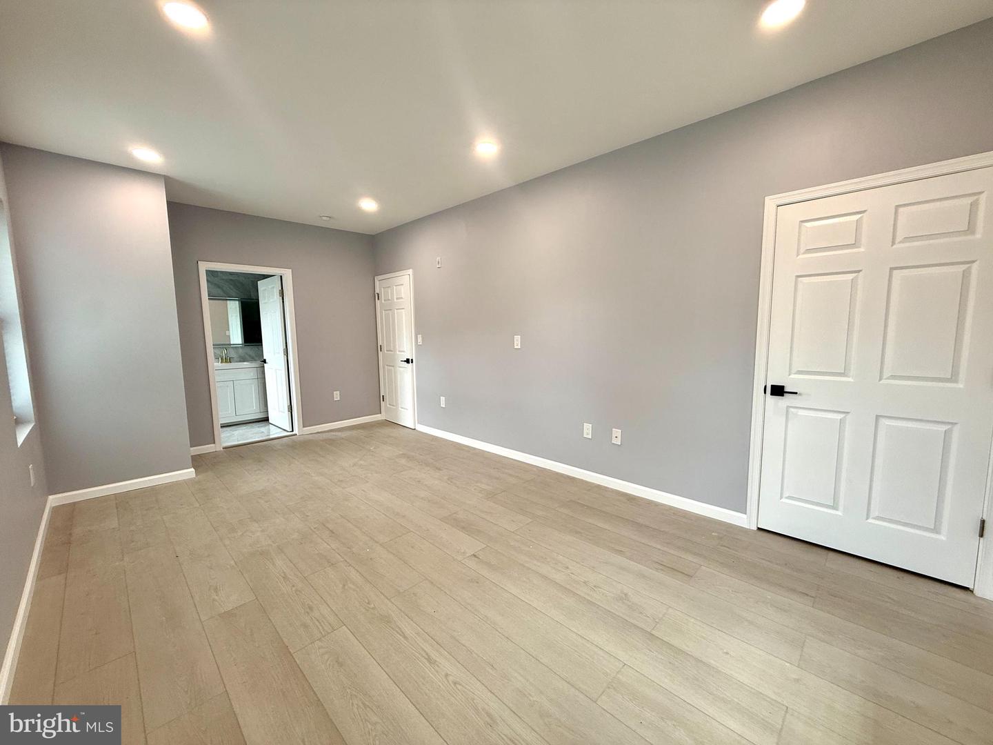 621 Summit St Property Photo 11