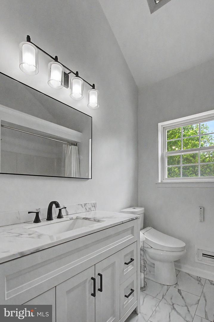 630 Jamie Cir Property Photo 23