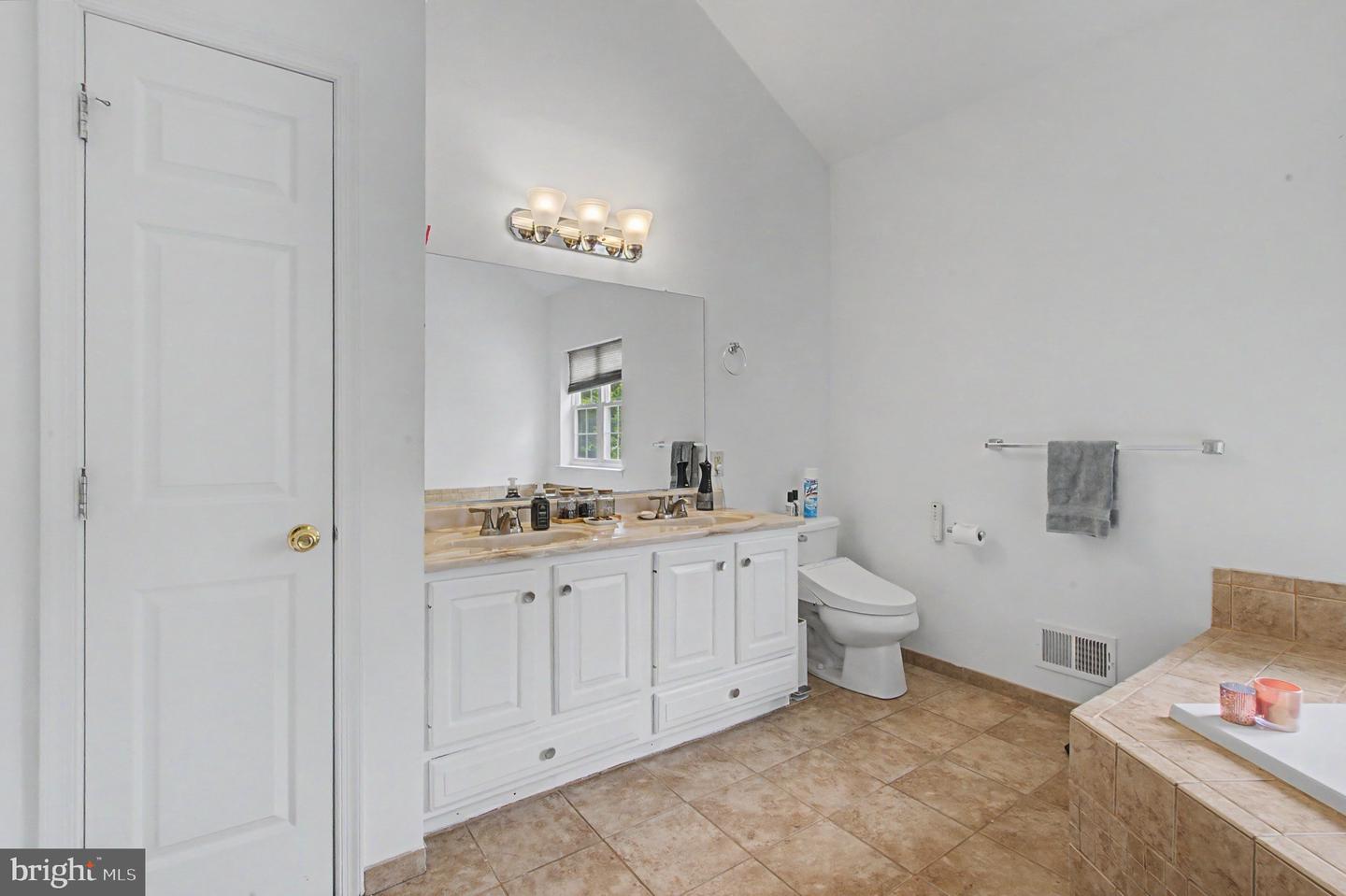 630 Jamie Cir Property Photo 29
