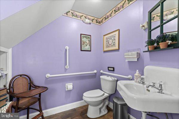 1919 W Point Pike Property Photo 23