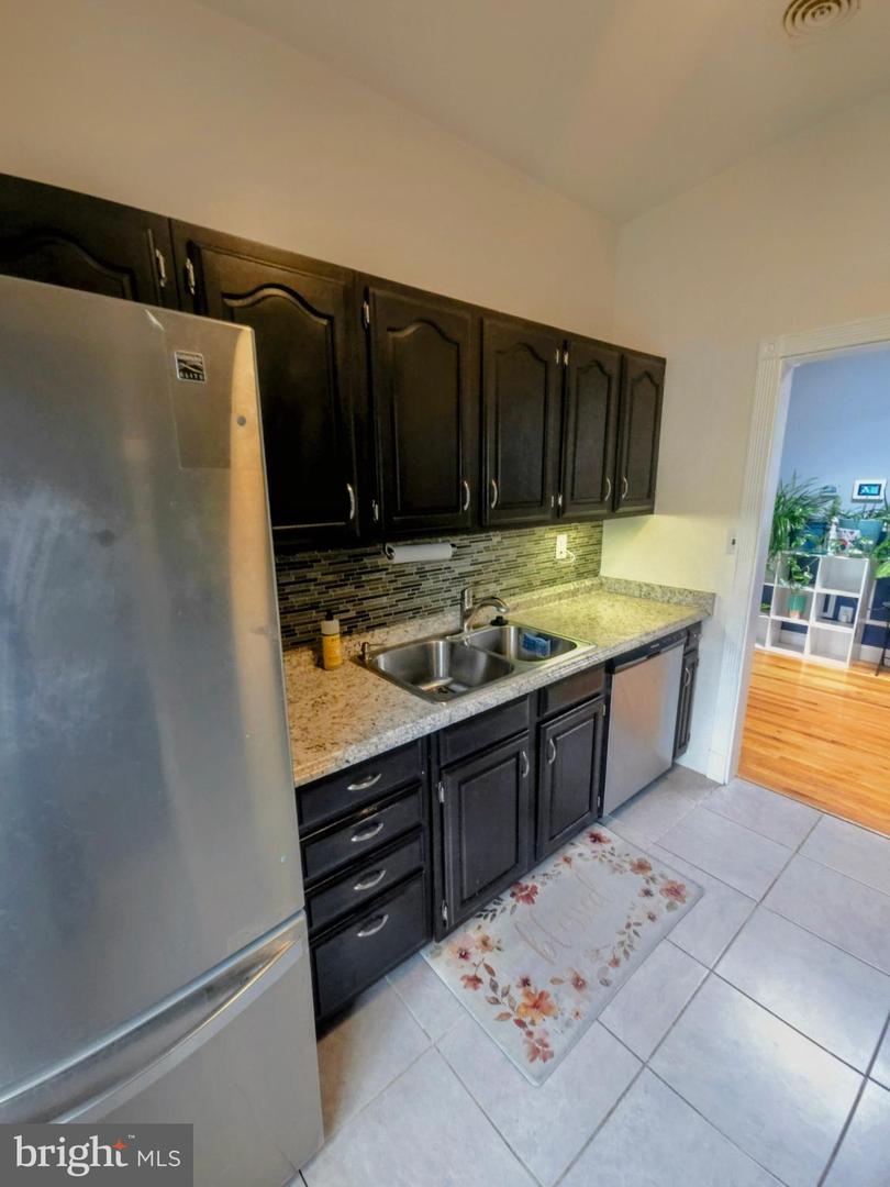 1548 N Birchwood Ave # Property Photo 26