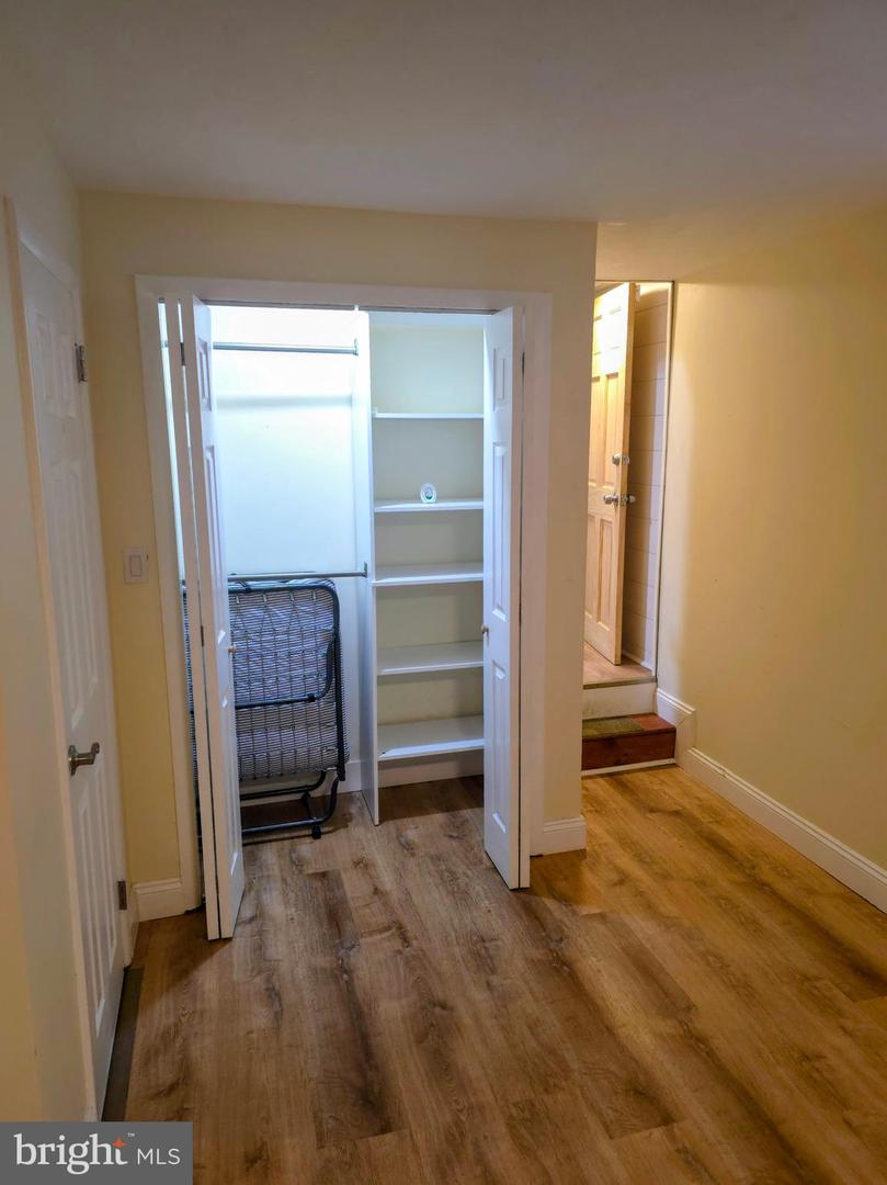 1548 N Birchwood Ave # Property Photo 39
