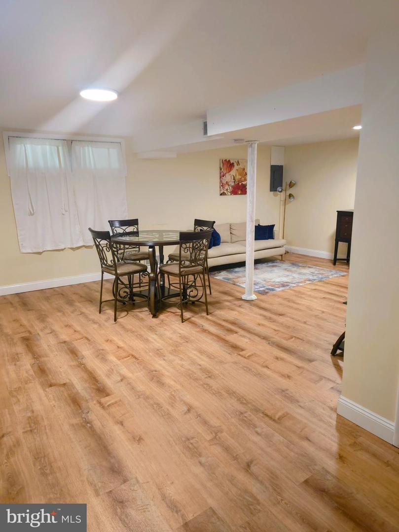 1548 N Birchwood Ave # Property Photo 42