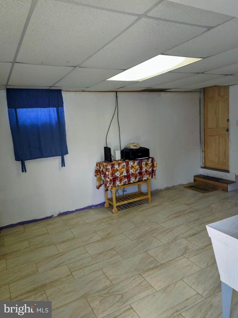 1548 N Birchwood Ave # Property Photo 45