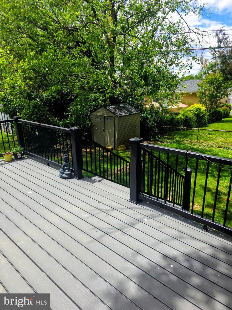 1548 N Birchwood Ave # Property Photo 50