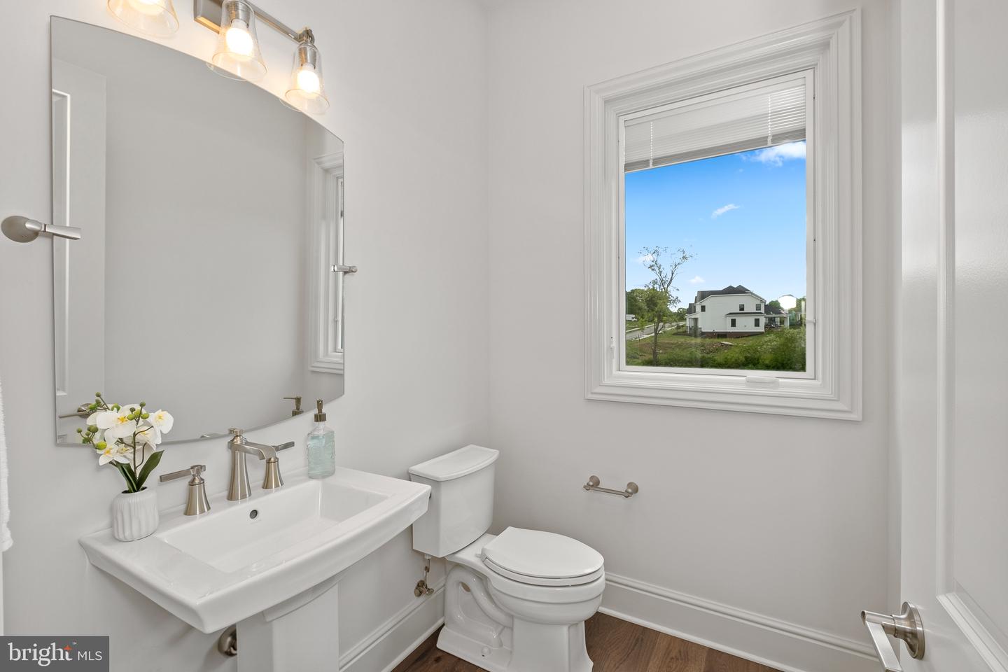 355 Bronson Cir #r1d Property Photo 22