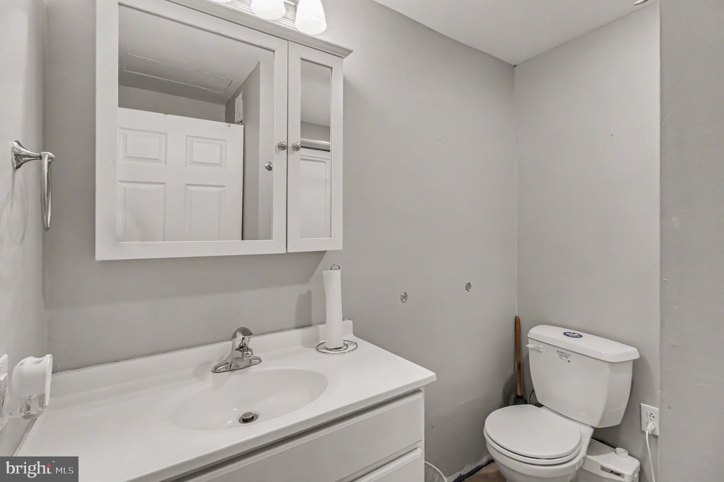 1787 Joanne Ct Property Photo 21