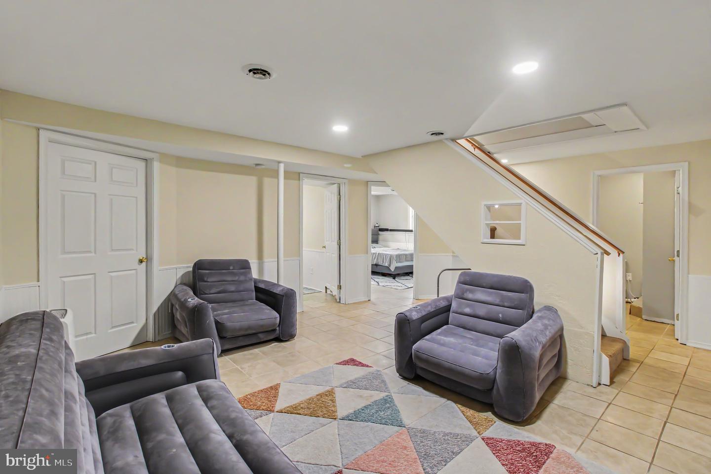 1787 Joanne Ct Property Photo 24