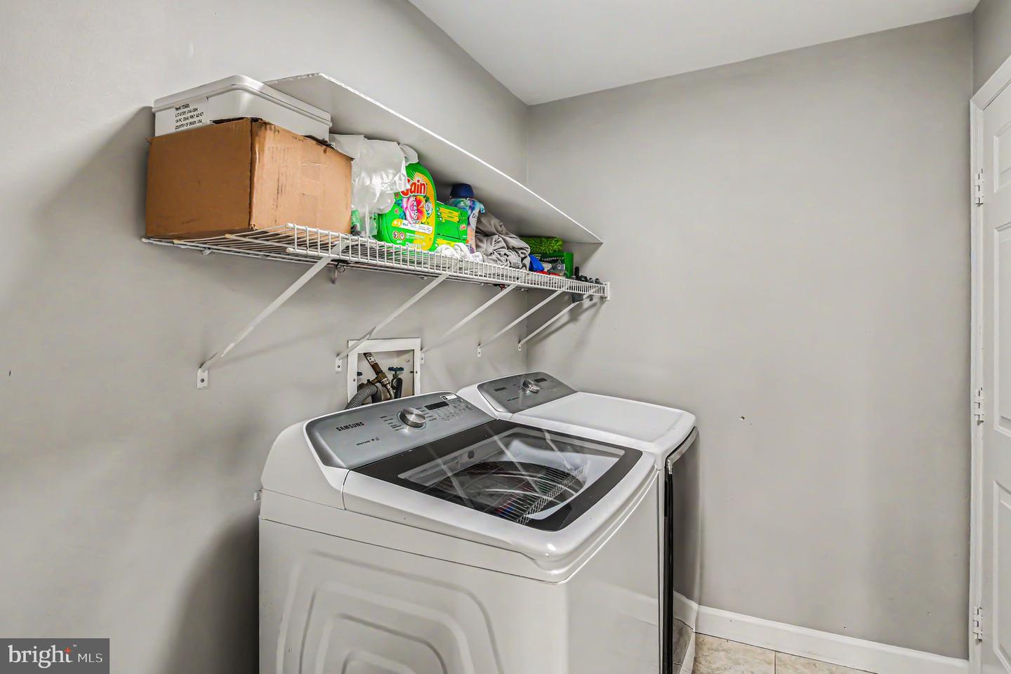 1787 Joanne Ct Property Photo 27