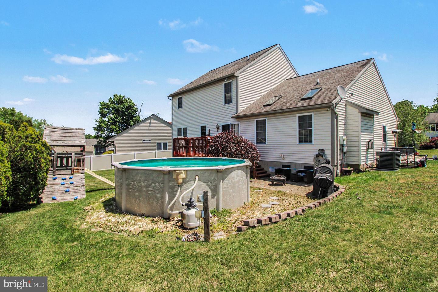 1787 Joanne Ct Property Photo 31