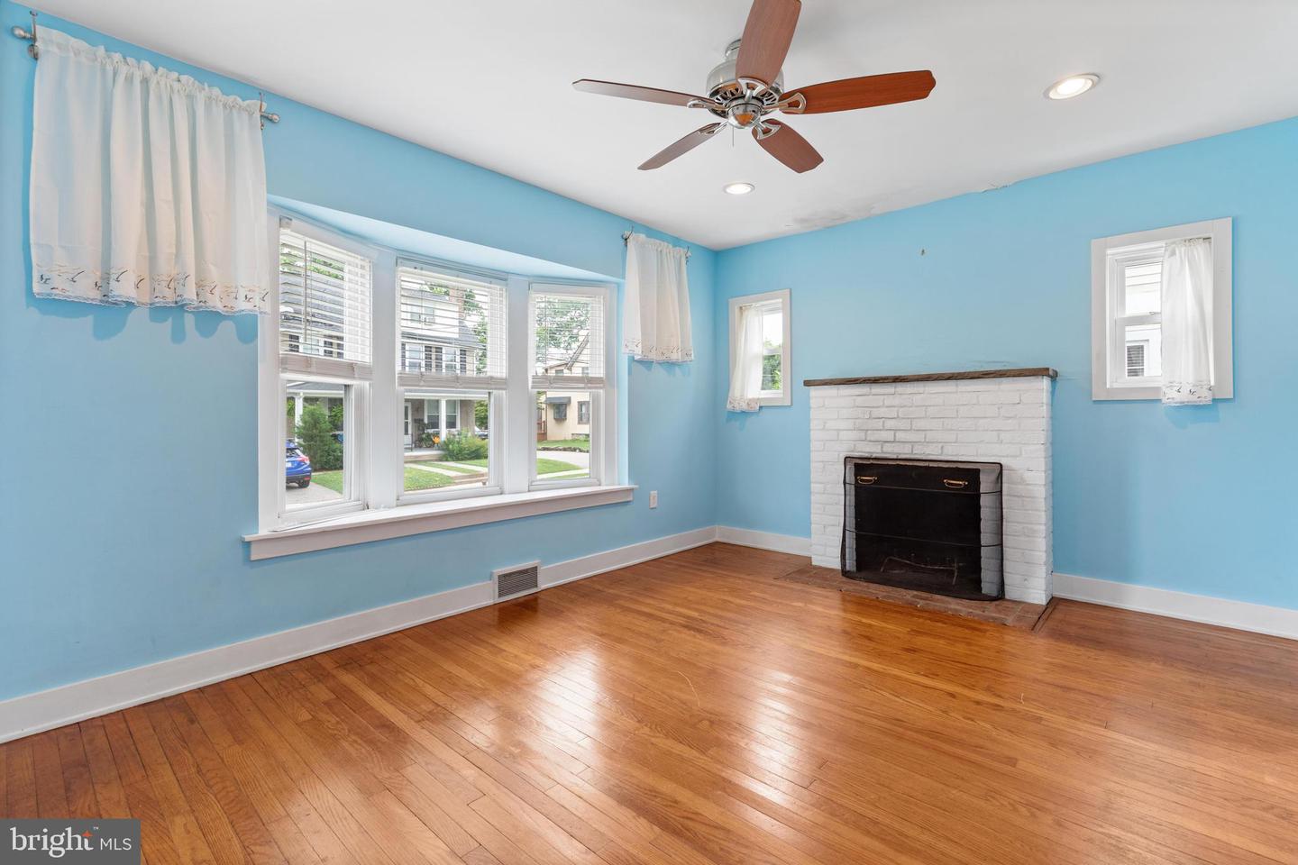 26 Weiss Ave Property Photo 5