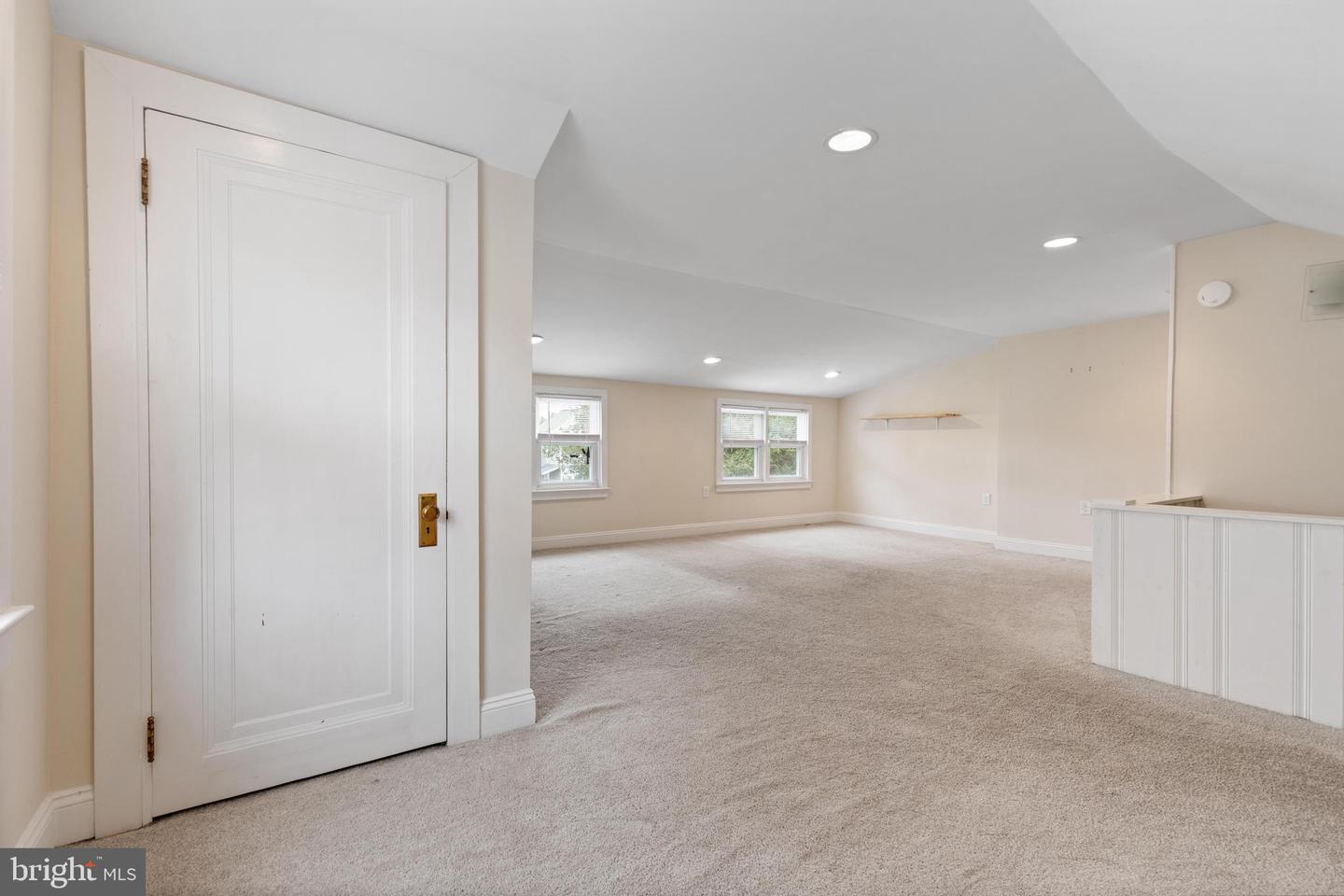26 Weiss Ave Property Photo 17