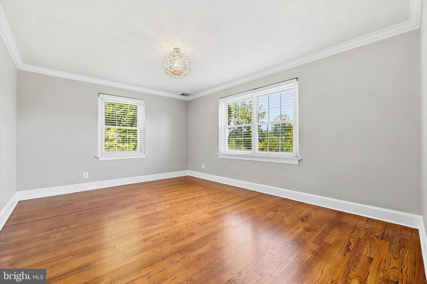 212 Idris #j-3 Property Photo 4
