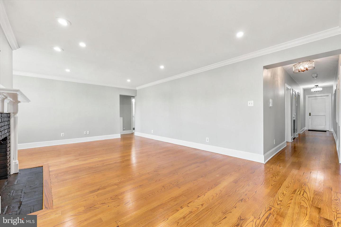 212 Idris #j-3 Property Photo 6