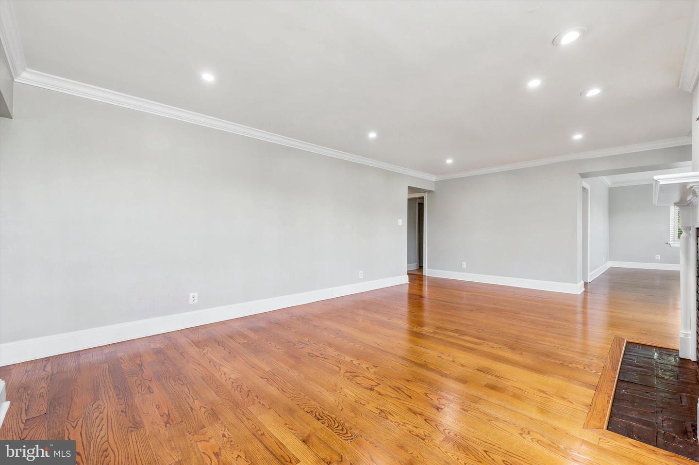 212 Idris #j-3 Property Photo 9