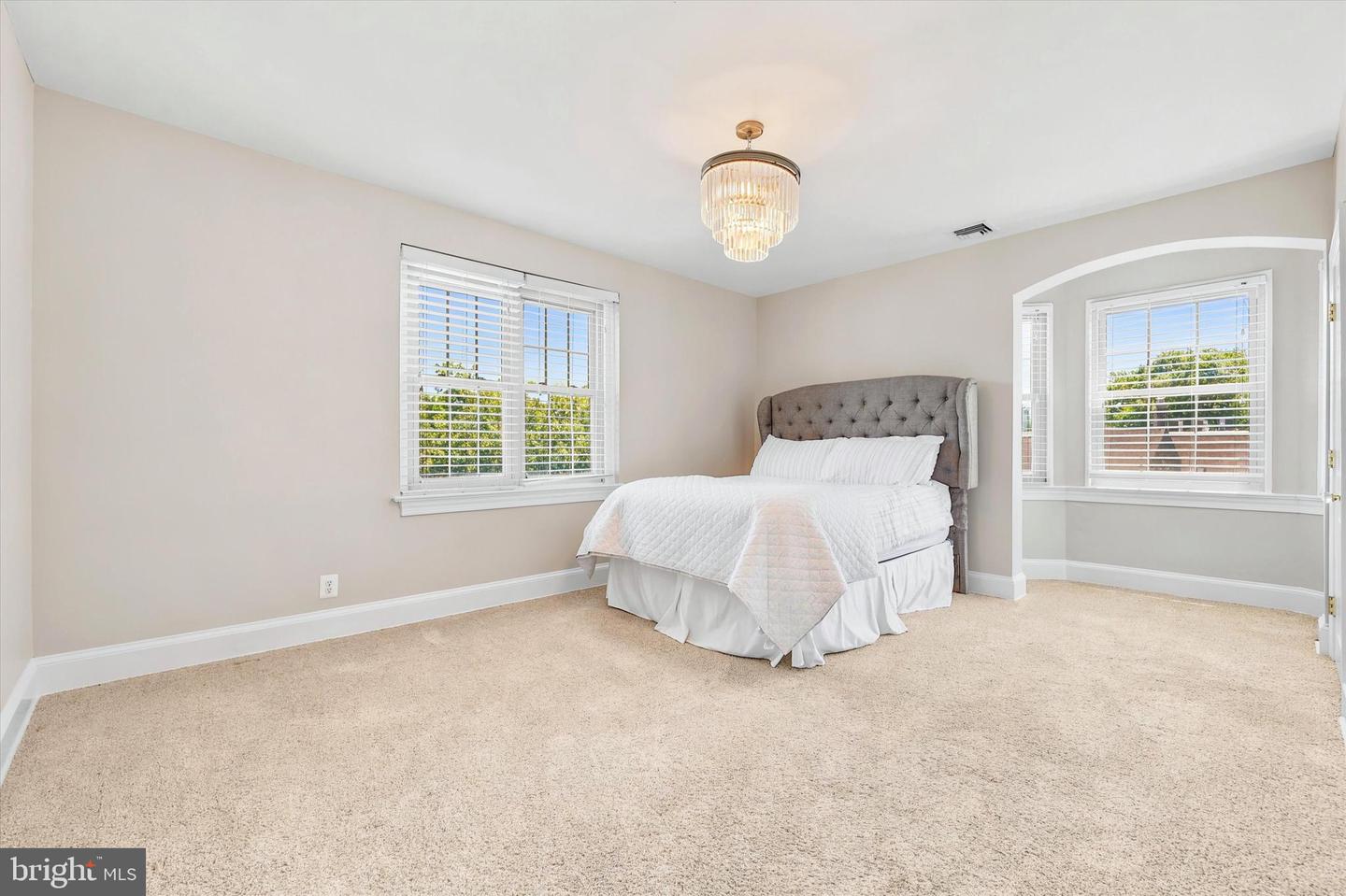 212 Idris #j-3 Property Photo 10