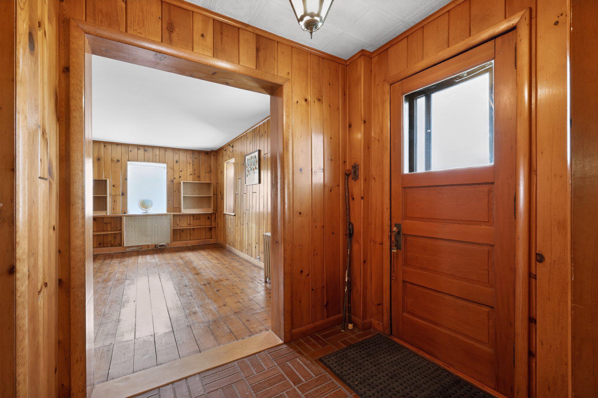 750 Loch Alsh Ave Property Photo 16