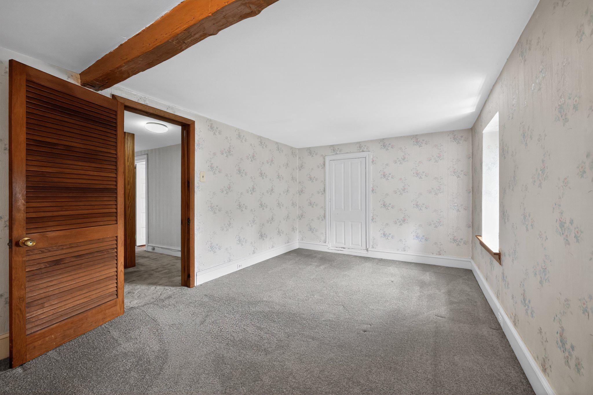 750 Loch Alsh Ave Property Photo 24