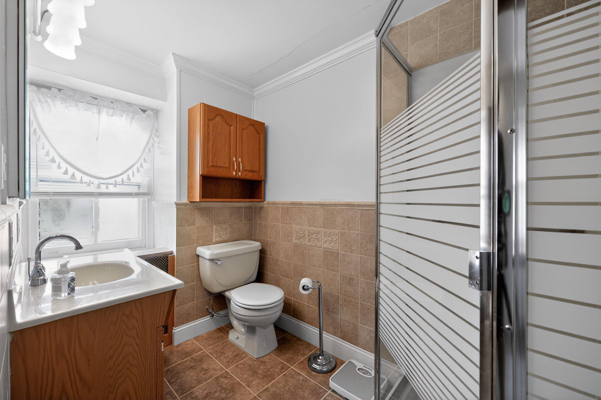 750 Loch Alsh Ave Property Photo 25
