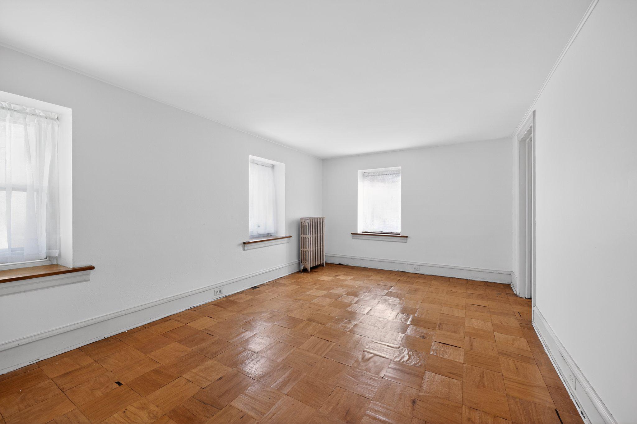 750 Loch Alsh Ave Property Photo 28