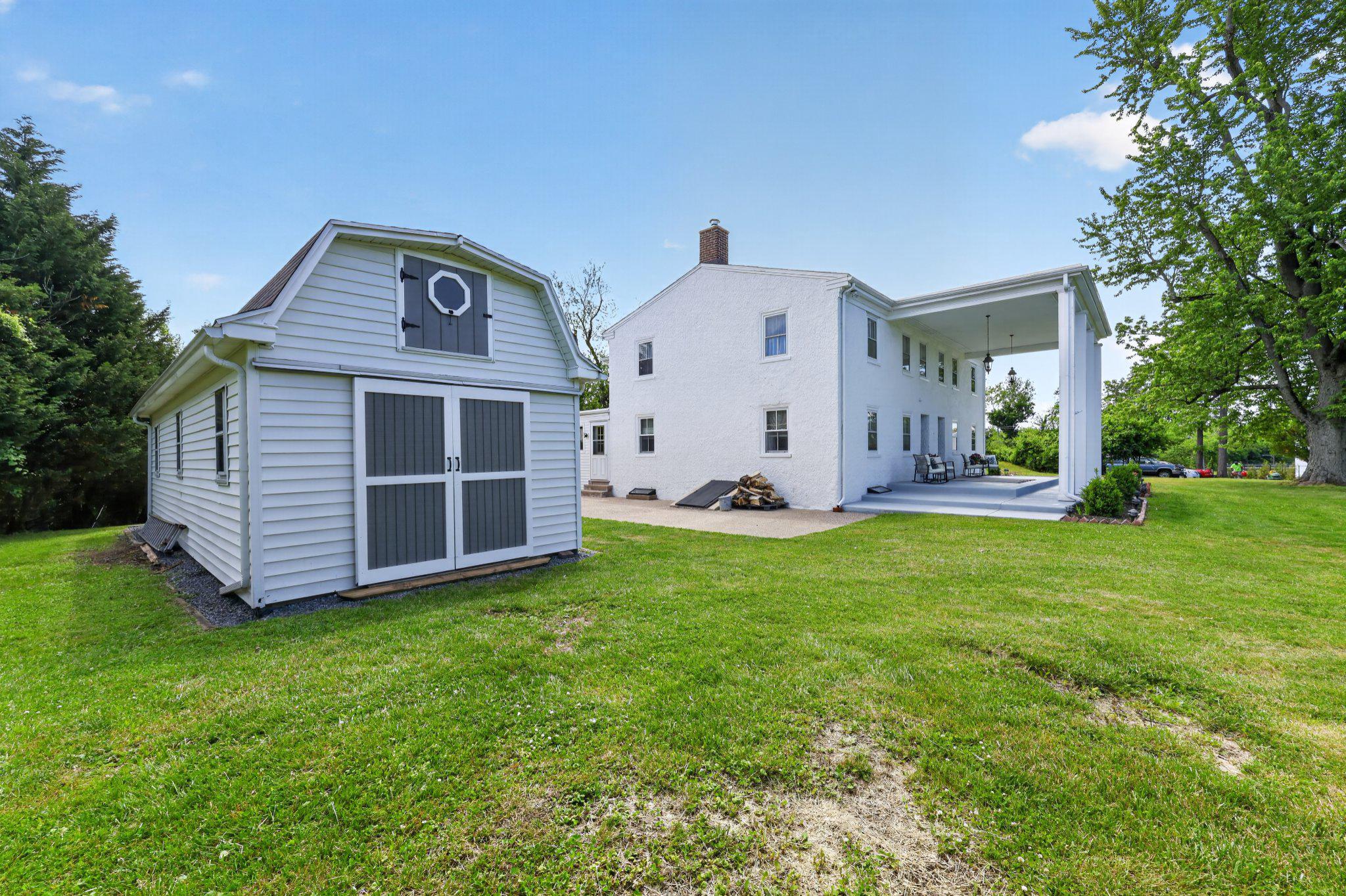 750 Loch Alsh Ave Property Photo 40