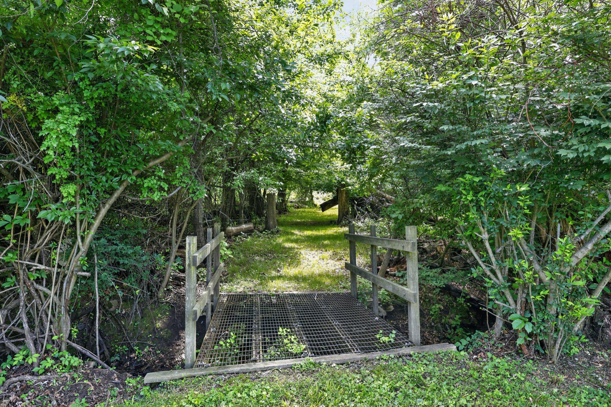 750 Loch Alsh Ave Property Photo 43